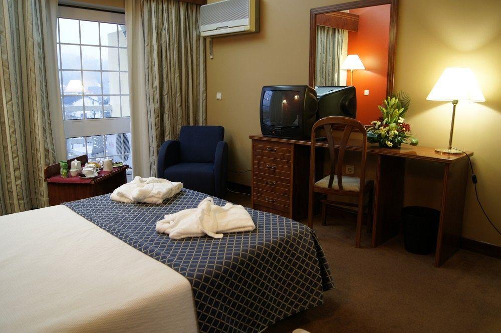 Hotel Montemuro Castro Daire Buitenkant foto