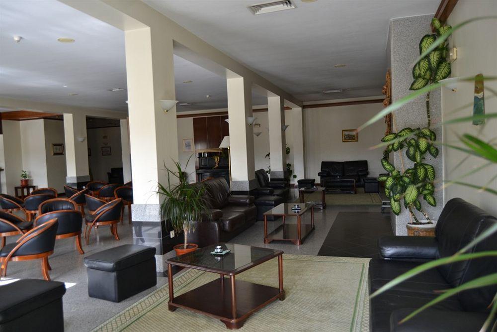 Hotel Montemuro Castro Daire Buitenkant foto