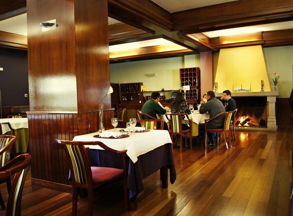 Hotel Montemuro Castro Daire Buitenkant foto