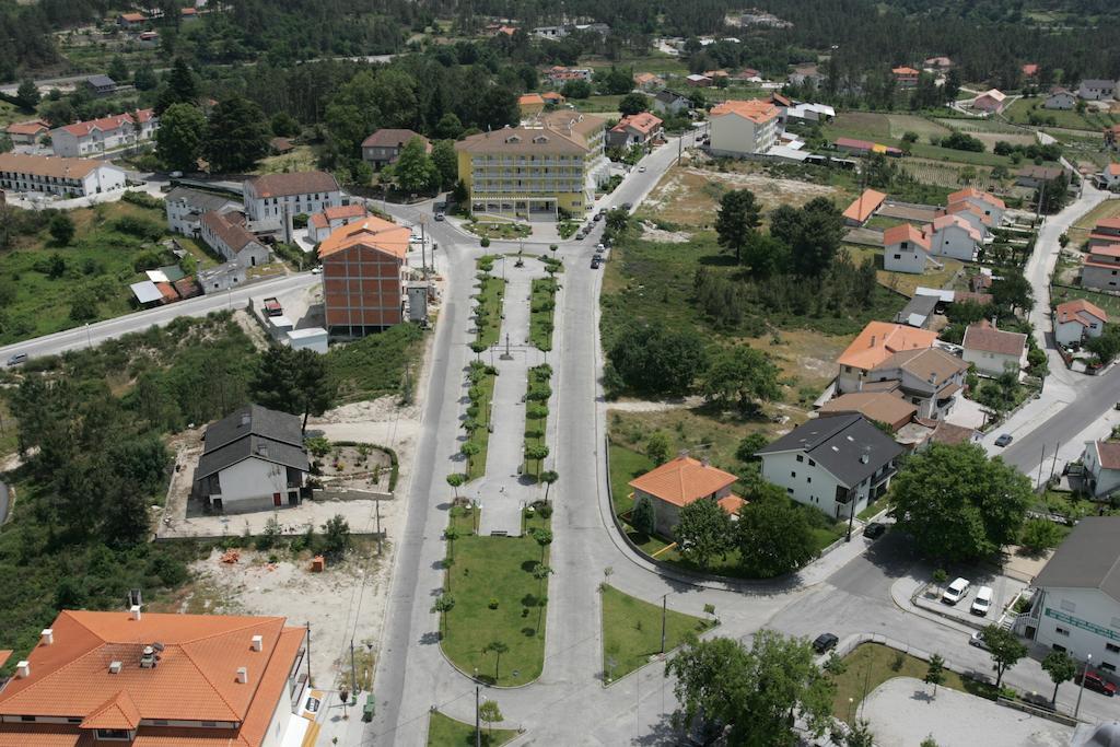 Hotel Montemuro Castro Daire Buitenkant foto